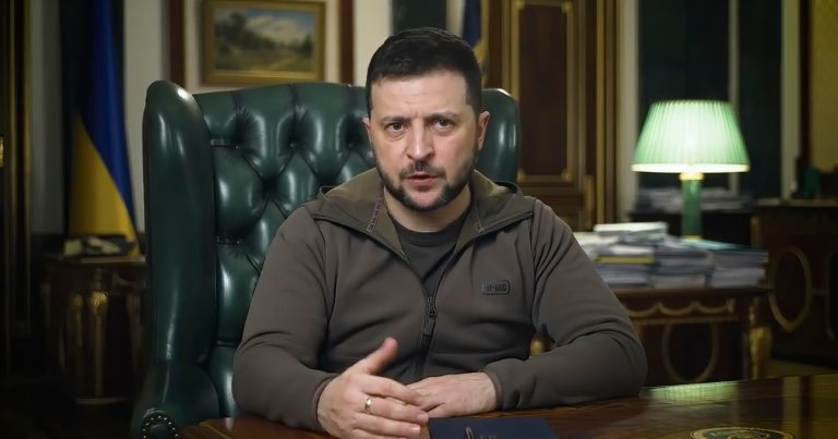 Russia-Ukraine live news: Zelenskyy vows not to give up territory | Russia-Ukraine war News