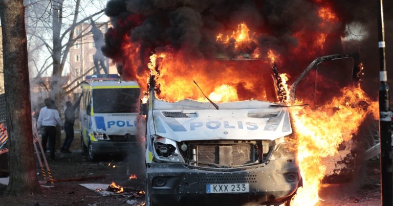 Riots erupt in Sweden before far-right rally | News